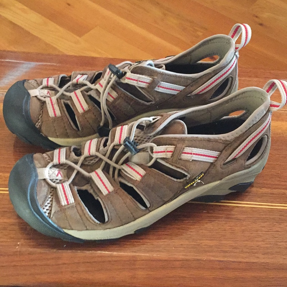 Keen outdoor shoe
